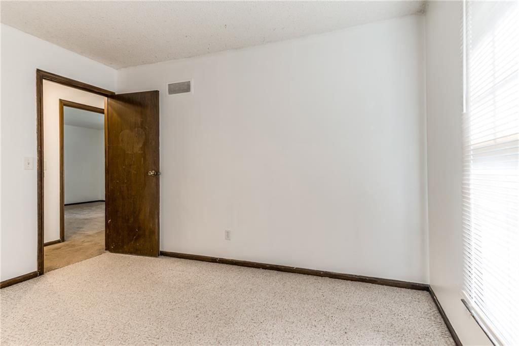 6704 N Garfield Street — photo 26