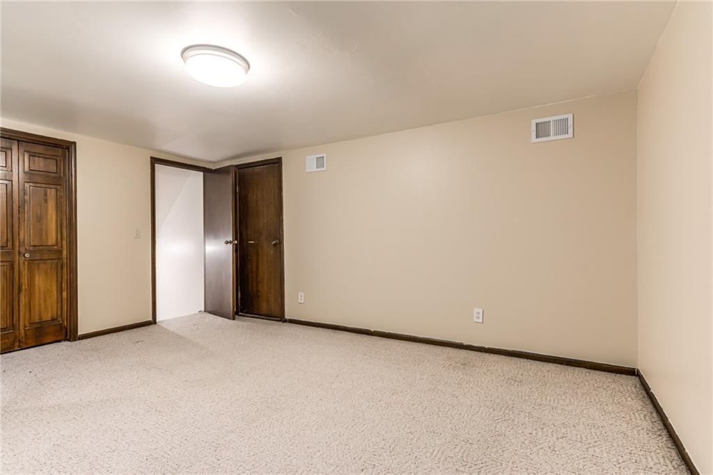 6704 N Garfield Street — photo 30