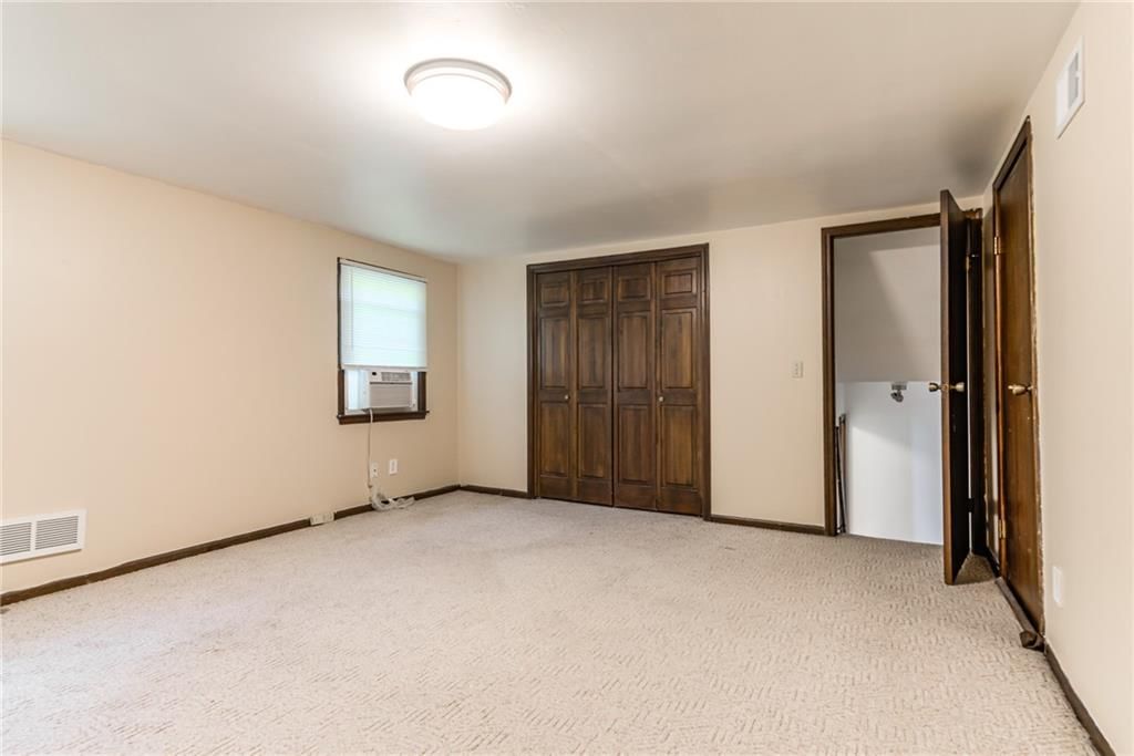 6704 N Garfield Street — photo 31