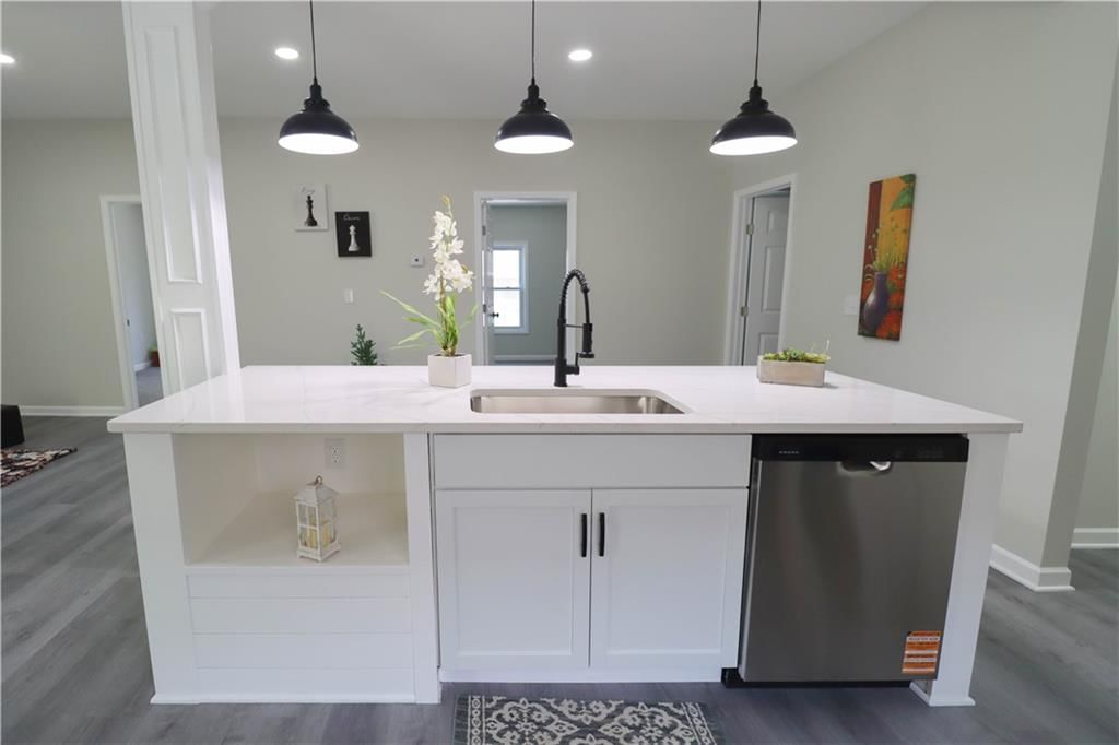 53 N Valley Street — photo 8