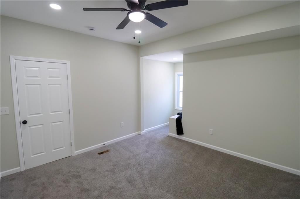 53 N Valley Street — photo 12