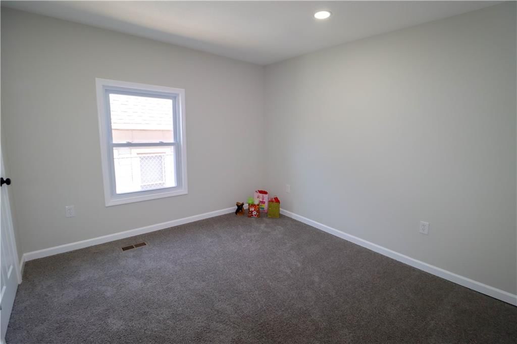 53 N Valley Street — photo 16