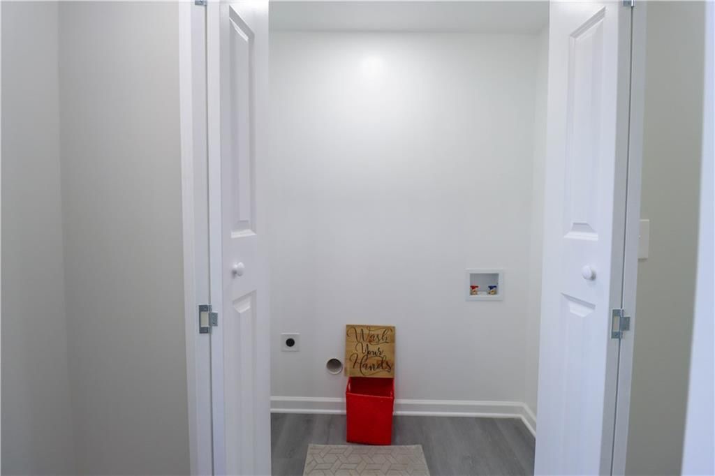 53 N Valley Street — photo 19