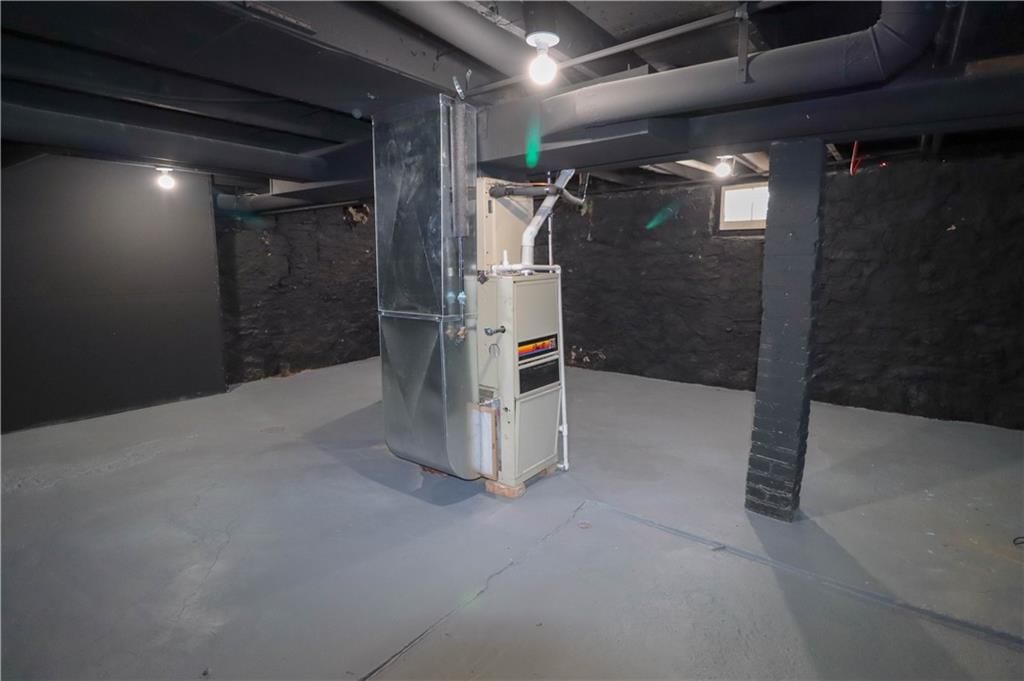 53 N Valley Street — photo 28