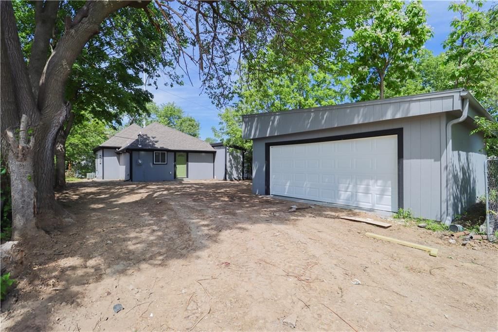 53 N Valley Street — photo 30