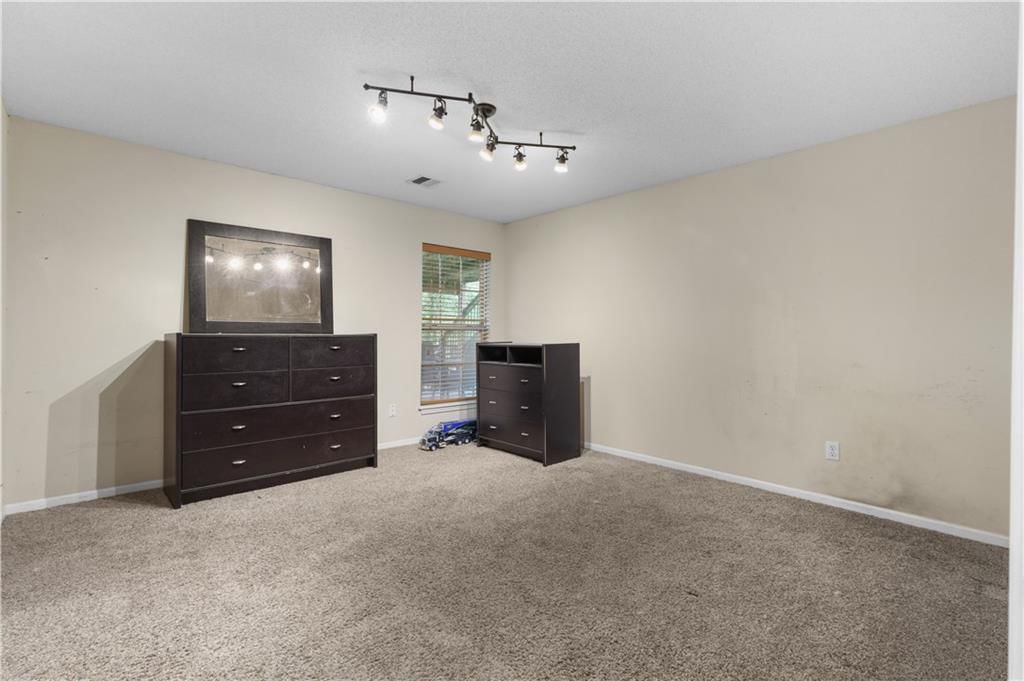 13825 Woodmont Avenue — photo 27