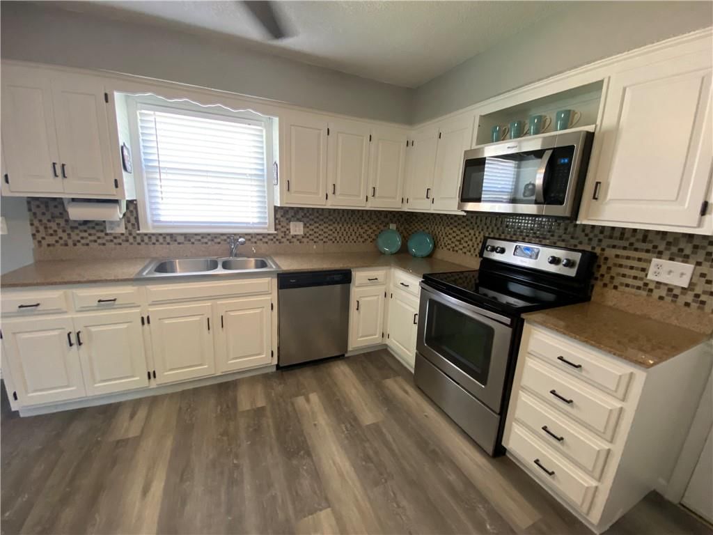 3609 NE 77th Street — photo 6