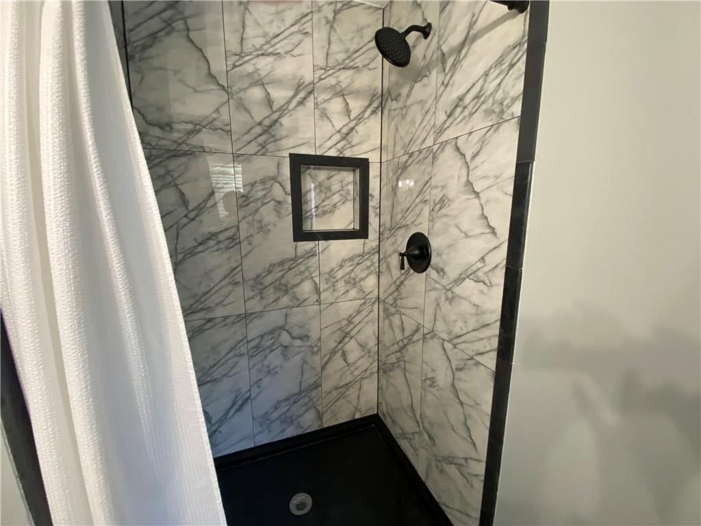 3609 NE 77th Street — photo 10