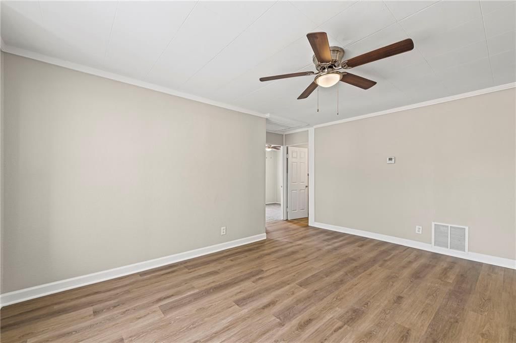 Photo 7 of 22 - 712 NE 45th Street