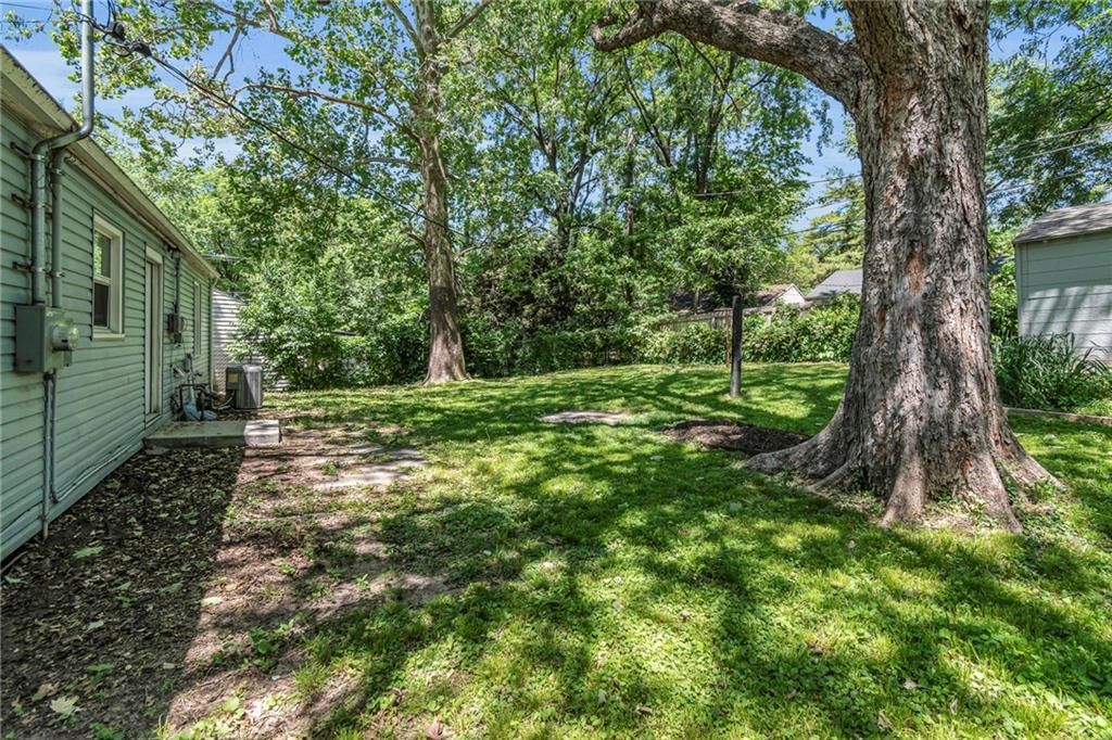 Photo 17 of 22 - 712 NE 45th Street