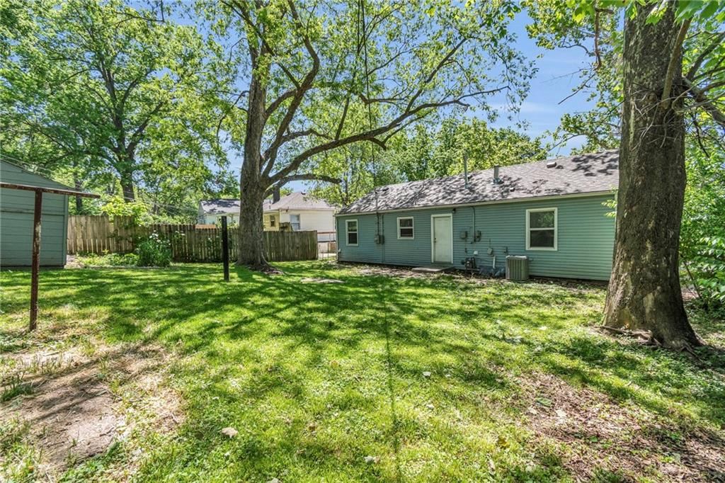 Photo 19 of 22 - 712 NE 45th Street