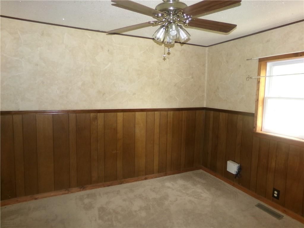 304 E Sixth Street — photo 10
