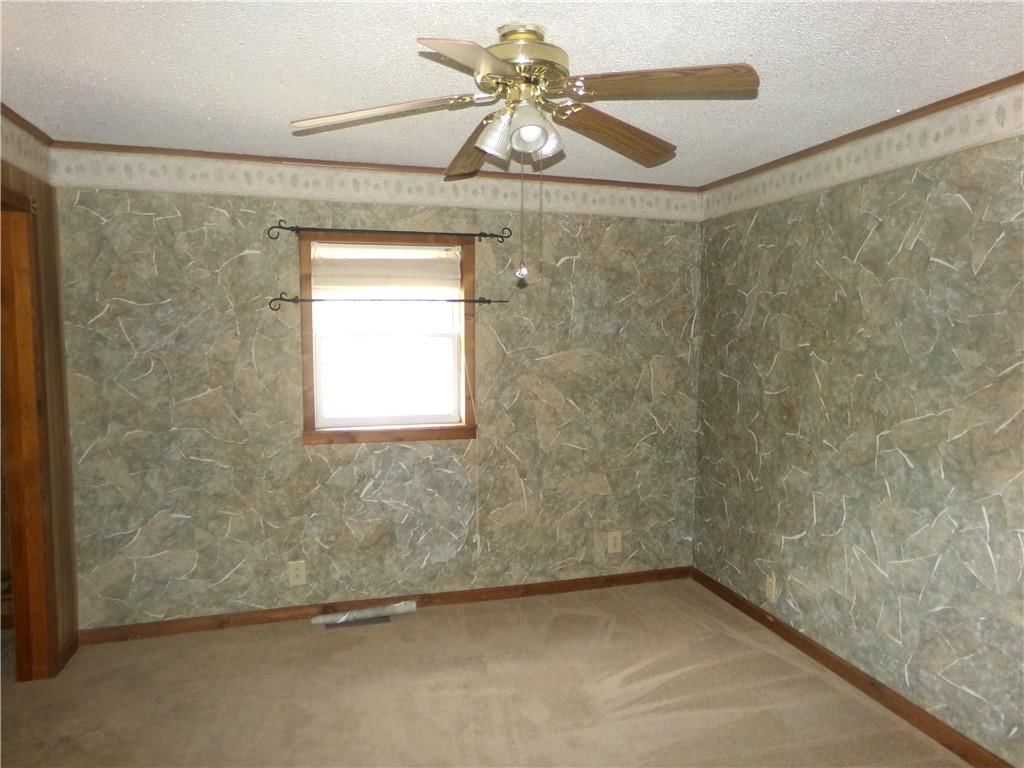 304 E Sixth Street — photo 11