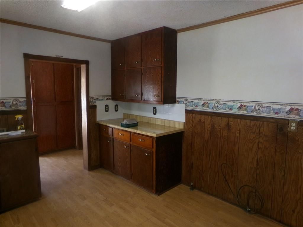 304 E Sixth Street — photo 14