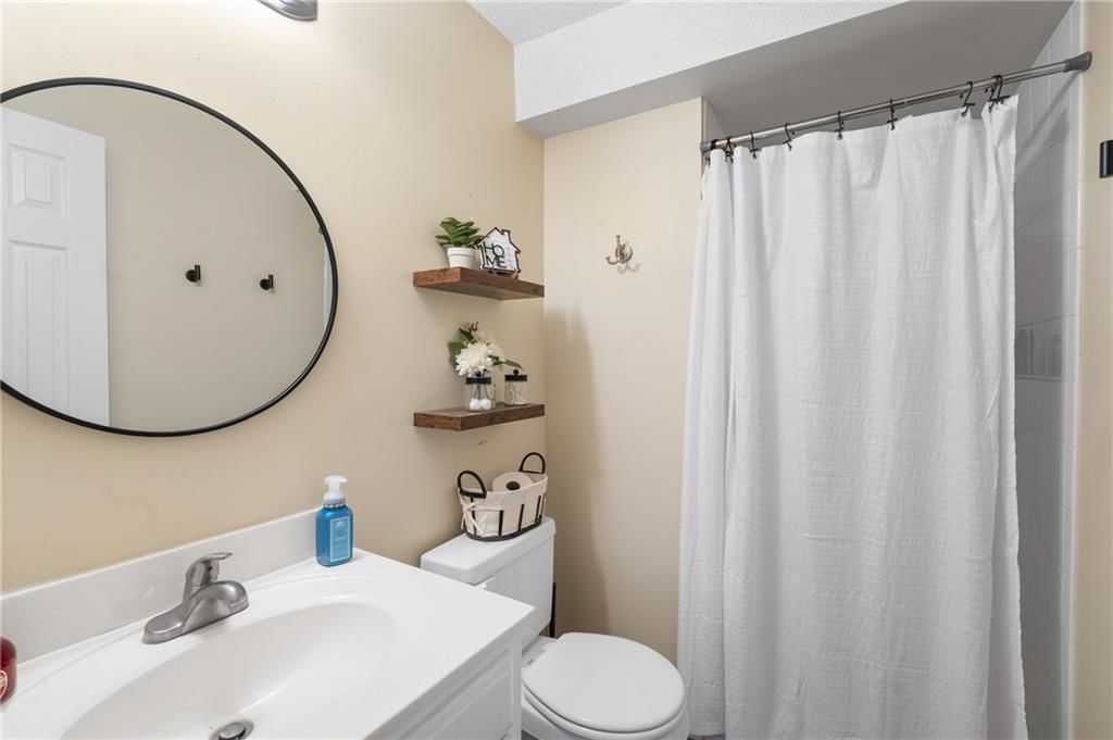 612 N Winwood Street — photo 24