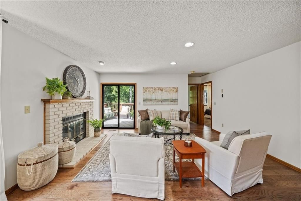 12332 W 105th Terrace — photo 4