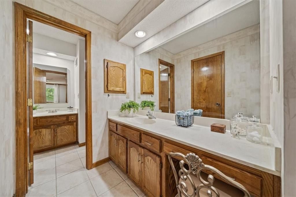 12332 W 105th Terrace — photo 11