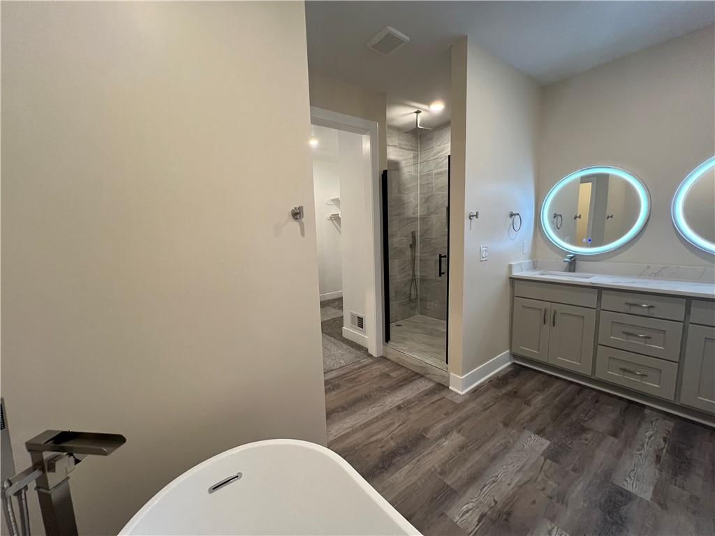 2320 NE 72ND Street — photo 13