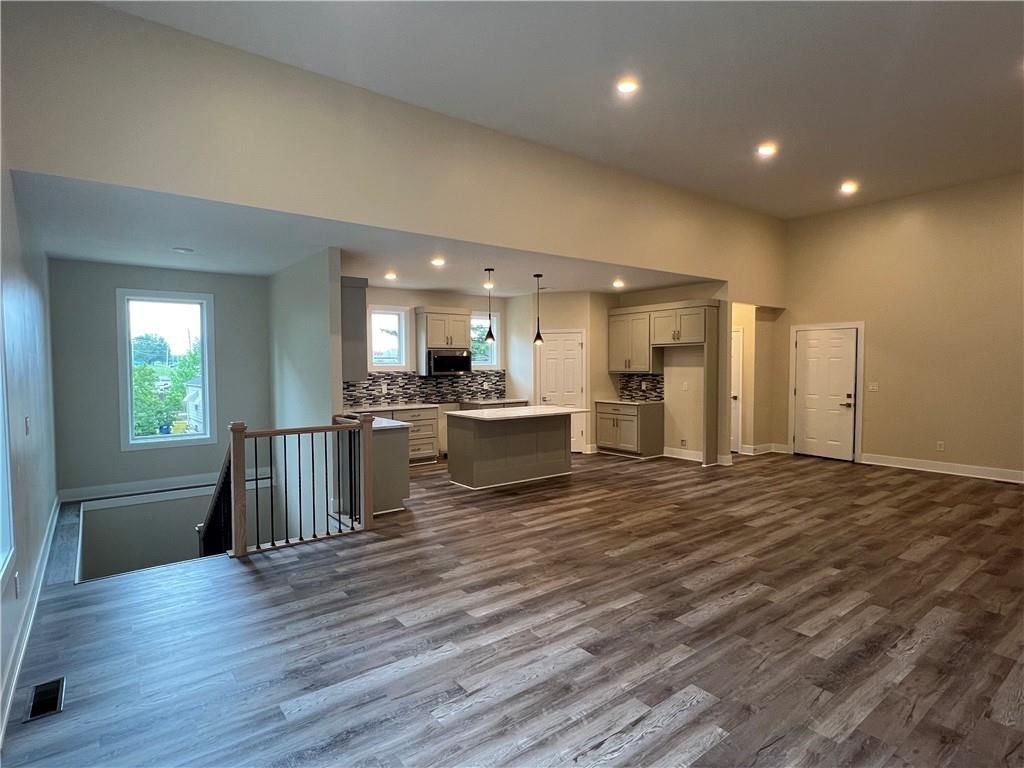 2320 NE 72ND Street — photo 38