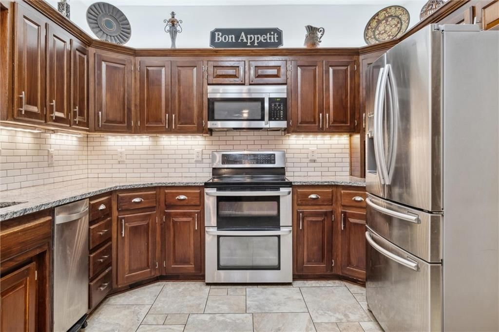 712 SW Benjamin Drive — photo 13