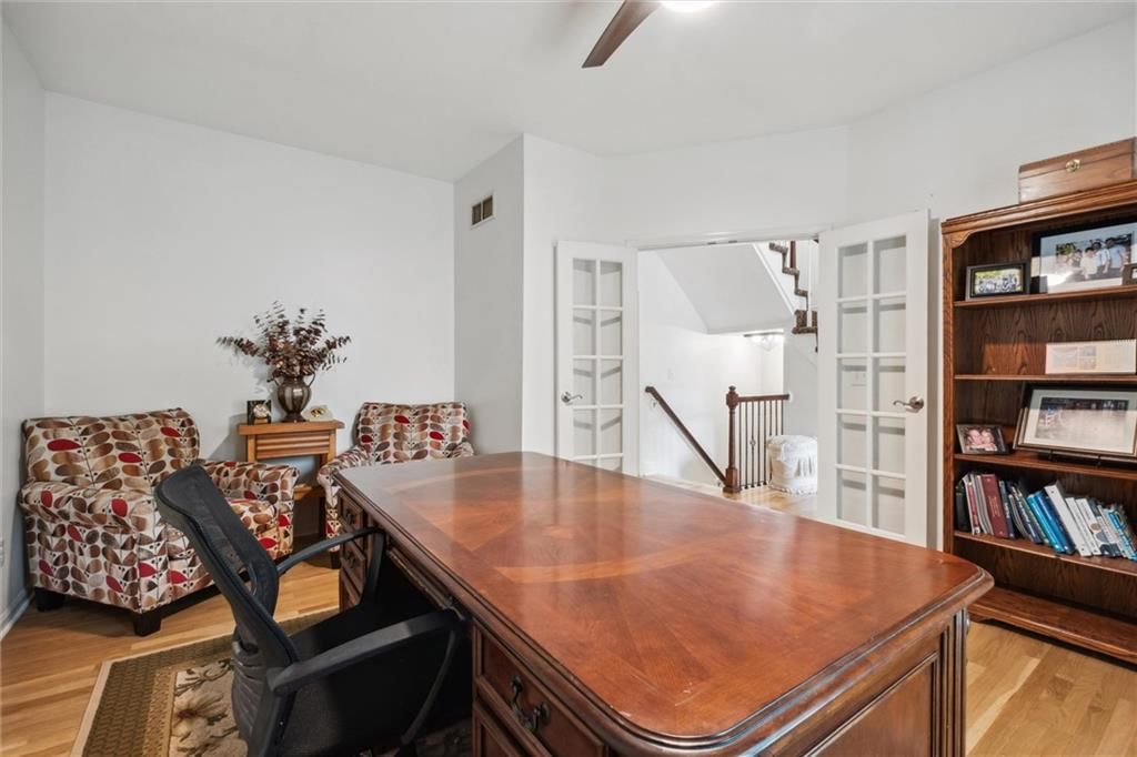 712 SW Benjamin Drive — photo 18