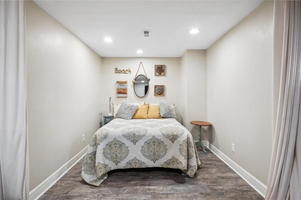 712 SW Benjamin Drive — photo 34