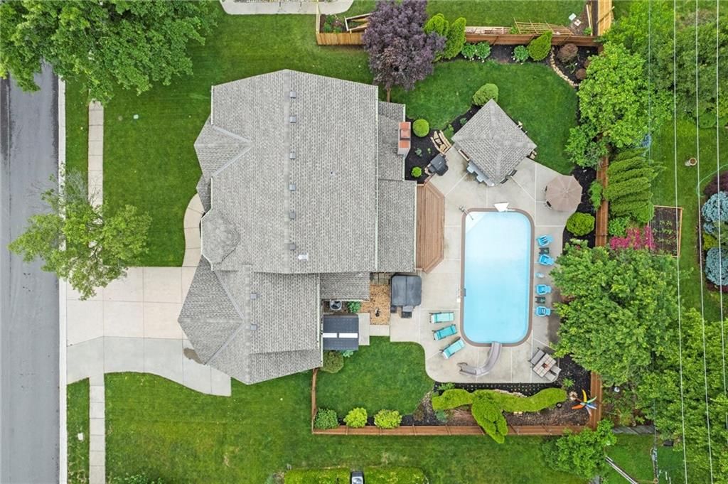 712 SW Benjamin Drive — photo 43