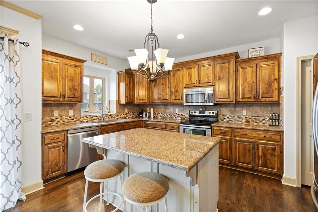 24318 W 91st Place — photo 11