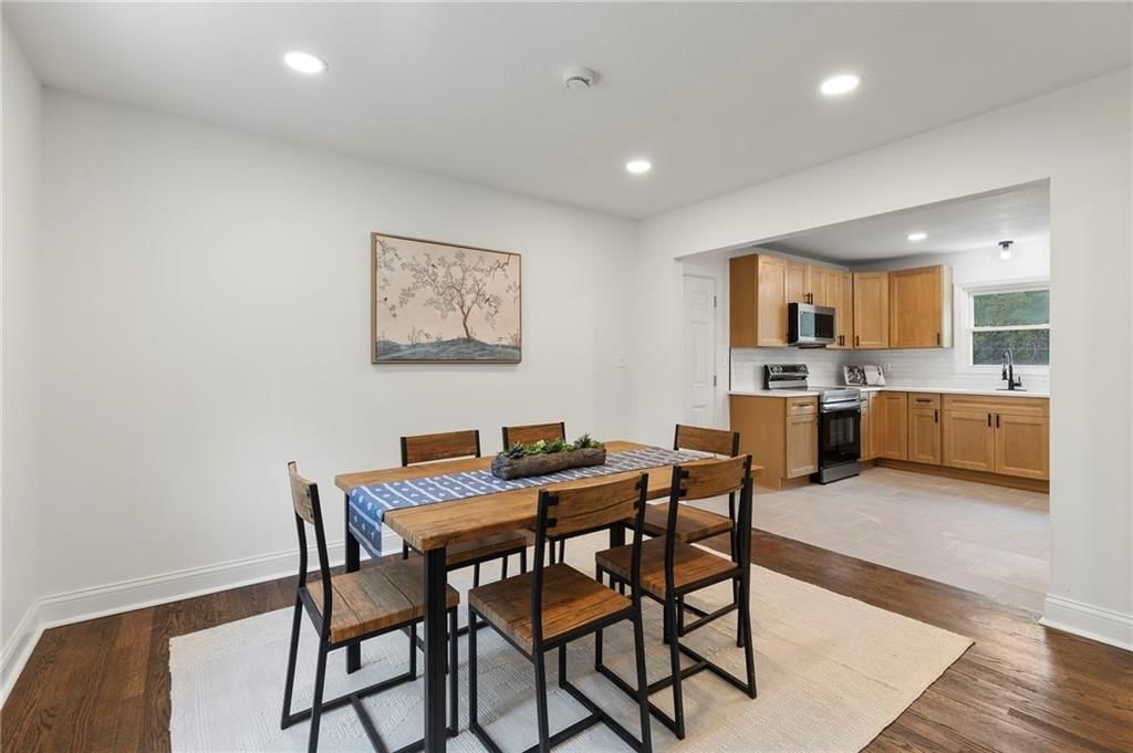 1104 W 100th Terrace — photo 14