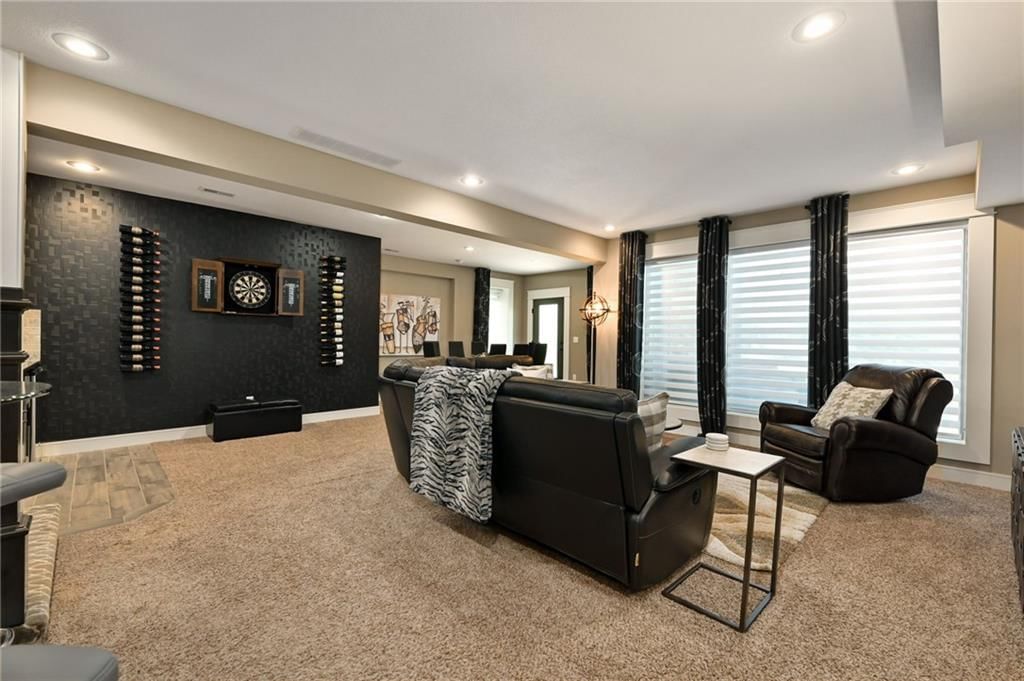 16812 Gillette Street — photo 22