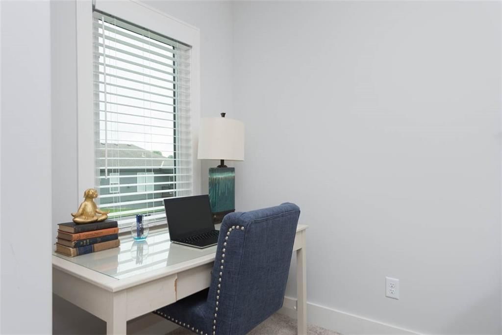 7495 NW Douglas Court — photo 37