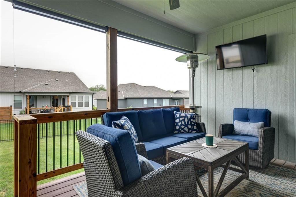 7495 NW Douglas Court — photo 43