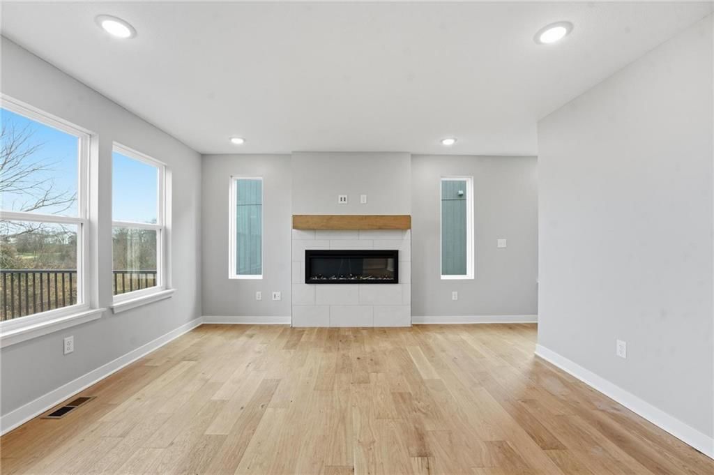 706 Glenn Circle — photo 14