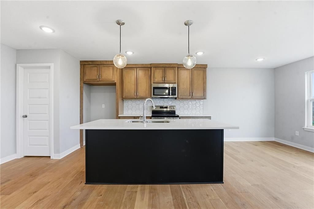 706 Glenn Circle — photo 17