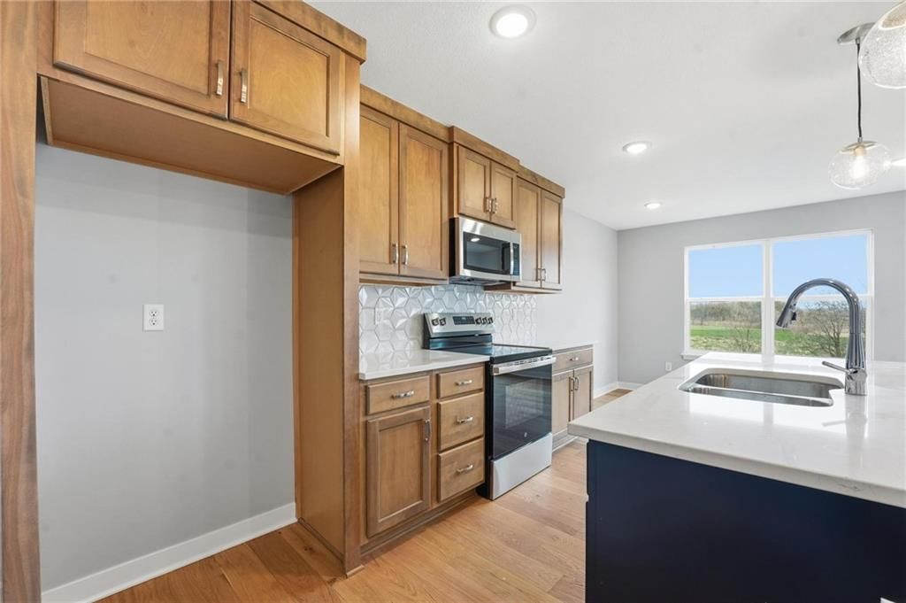 706 Glenn Circle — photo 18