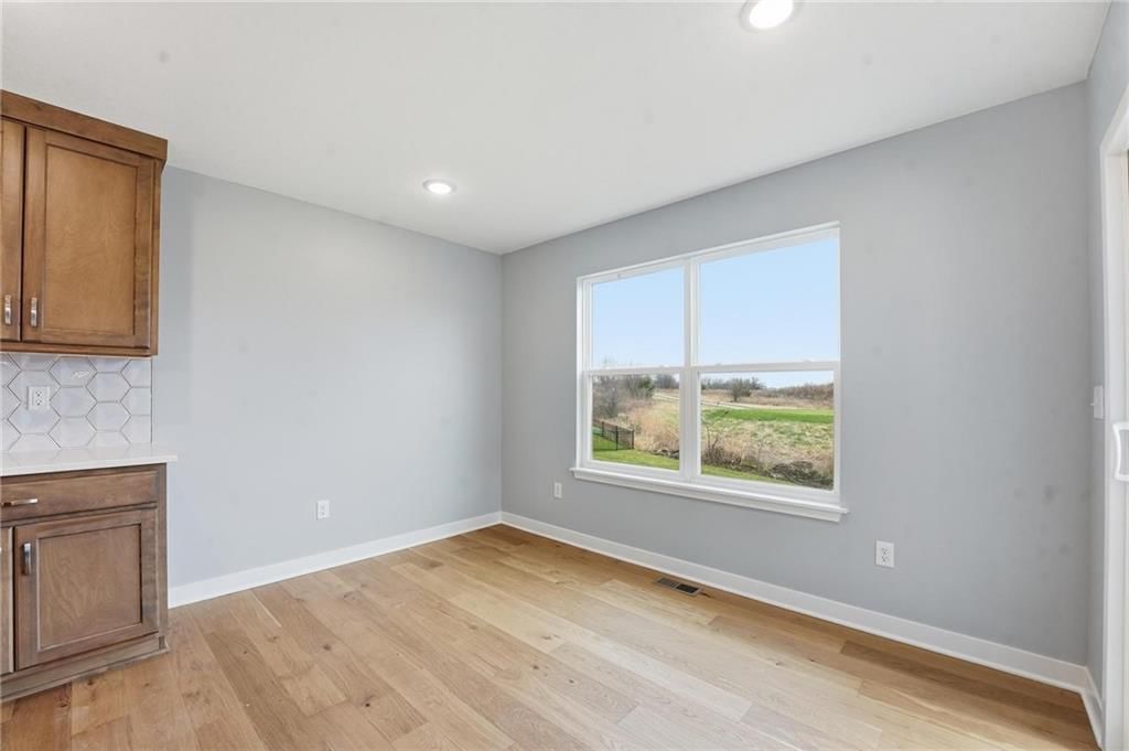 706 Glenn Circle — photo 20