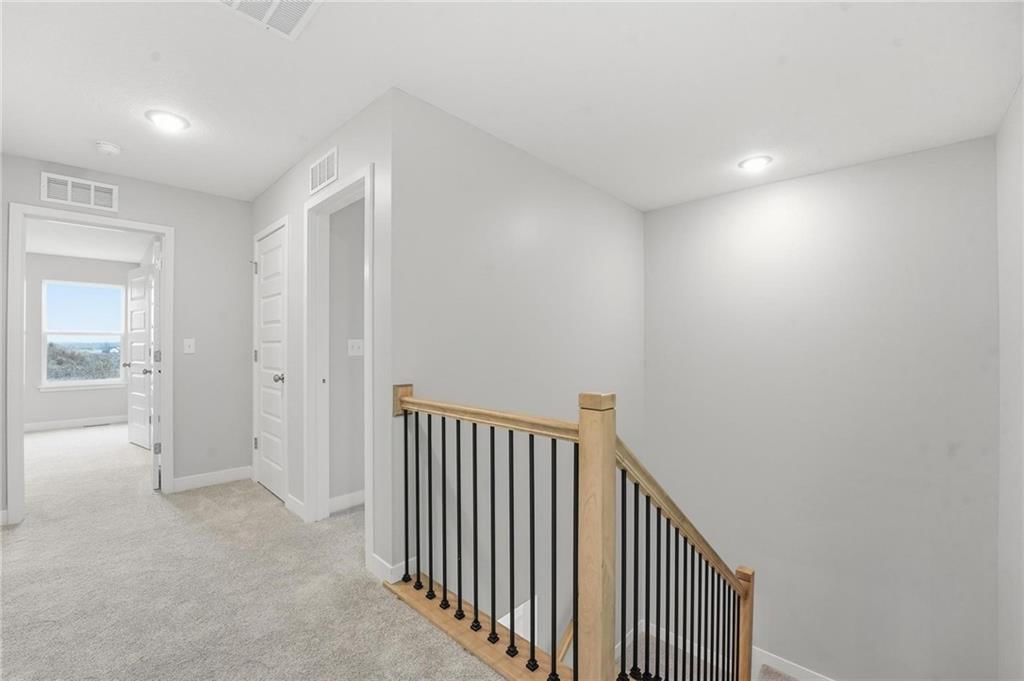 706 Glenn Circle — photo 23
