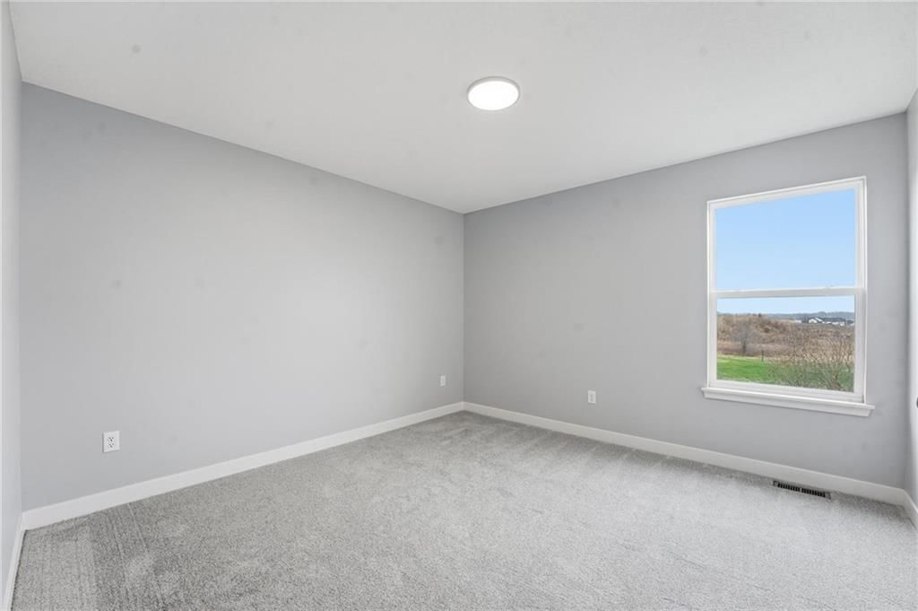 706 Glenn Circle — photo 28