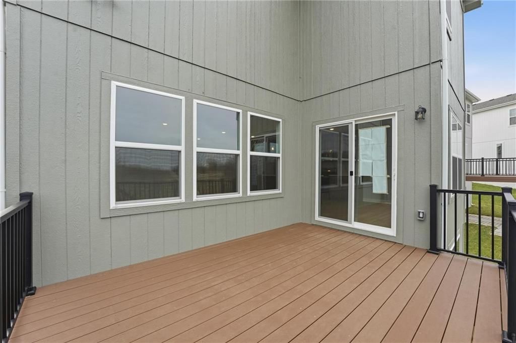 706 Glenn Circle — photo 37