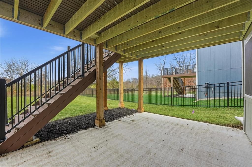 706 Glenn Circle — photo 38