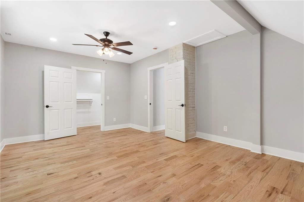 2815 E 33rd Street — photo 21