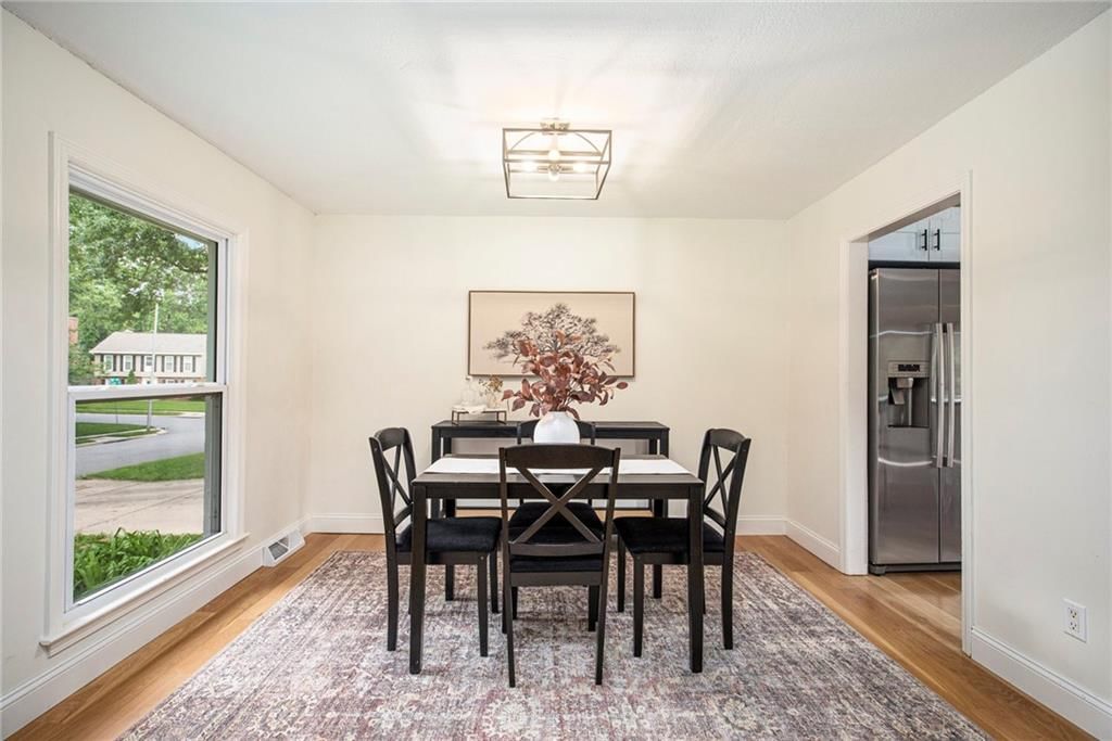 10205 W 101st Street — photo 12