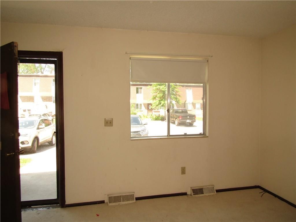 9921 W 52nd Street — photo 6
