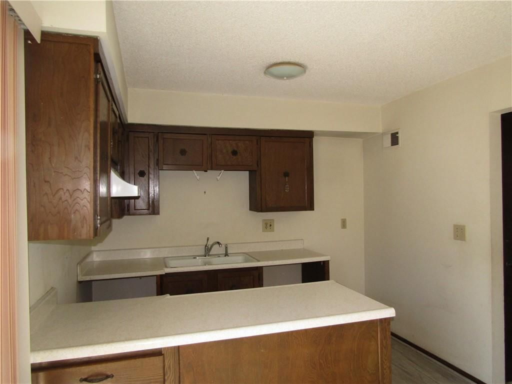 9921 W 52nd Street — photo 21