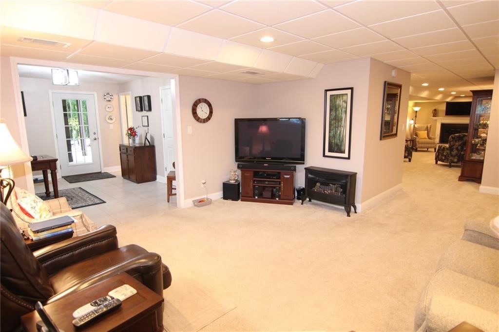 11002 N K92 Highway — photo 33