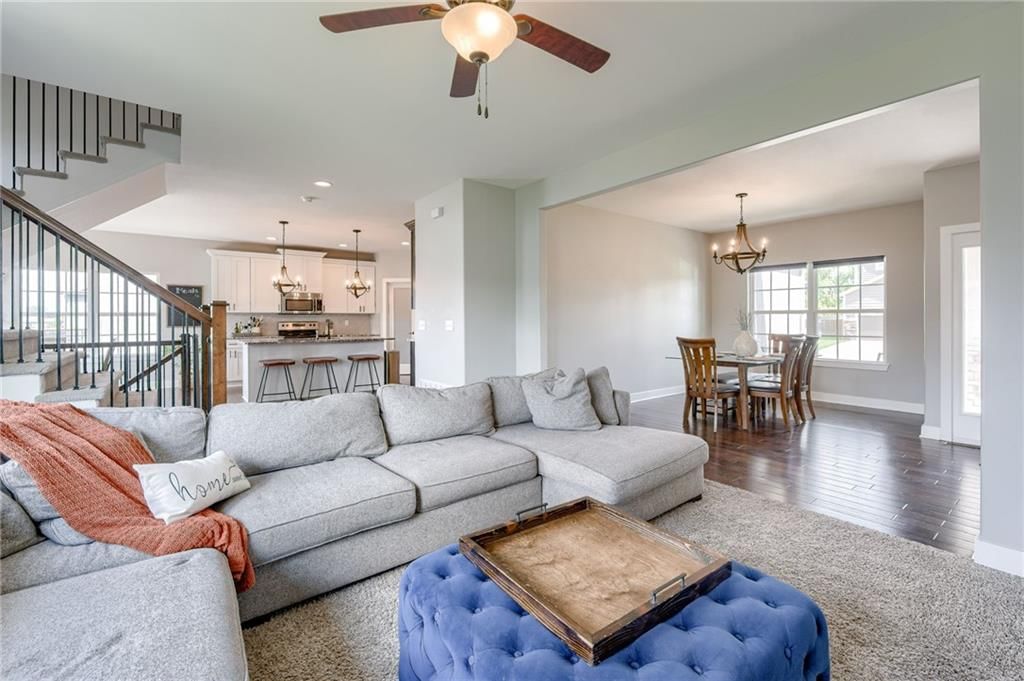 12435 Parkview Avenue — photo 3