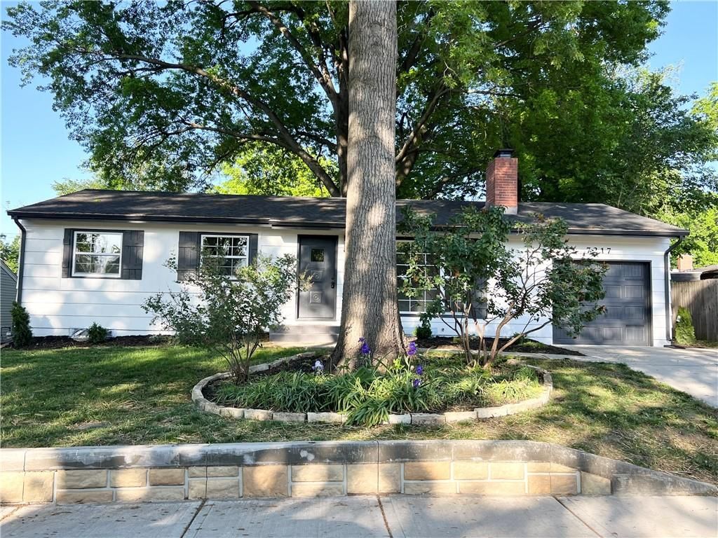 7217 Lowell Drive — photo 1