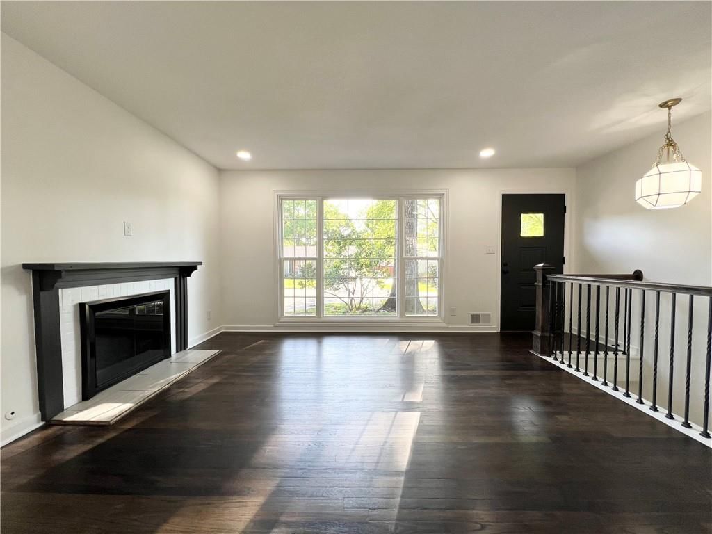 7217 Lowell Drive — photo 2
