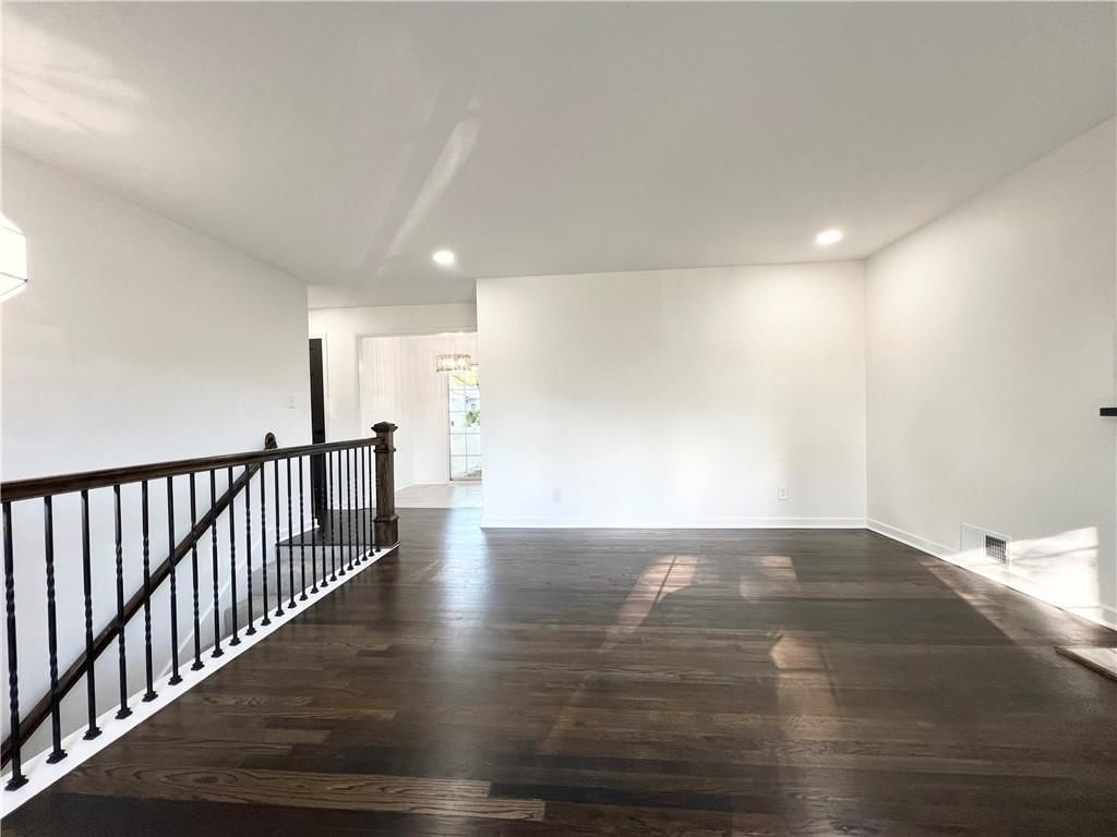 7217 Lowell Drive — photo 5