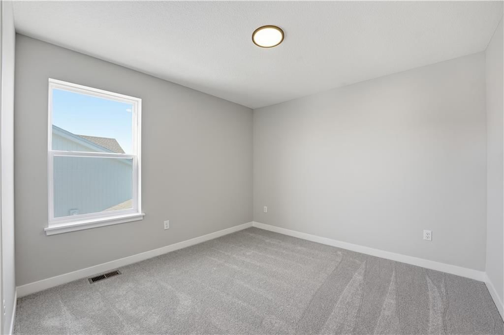 338 Meadowlark Drive — photo 27
